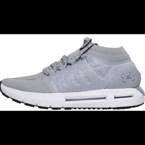 Under Armour Womens HOVR Phantom sneakers NWT